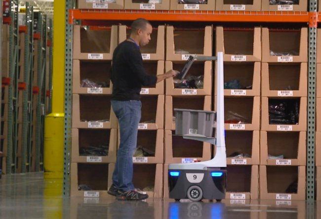 DHL prueba en USA robots para hacer el picking en almacén